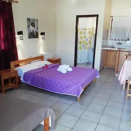 Stoudios Galini Skopelos Town