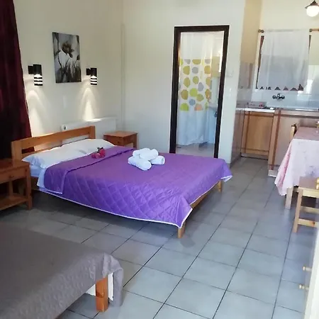 Stoudios Galini Skopelos Town