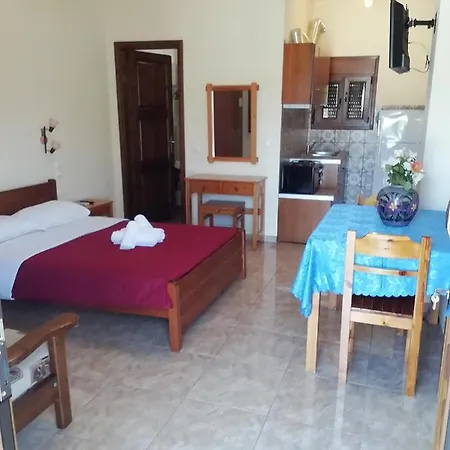 Stoudios Galini * Skopelos Town