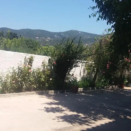 Stoudios Galini Skopelos Town